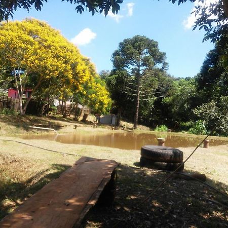 Pesqueiro E Pousada Montserrat São Tomé das Letras Exterior foto