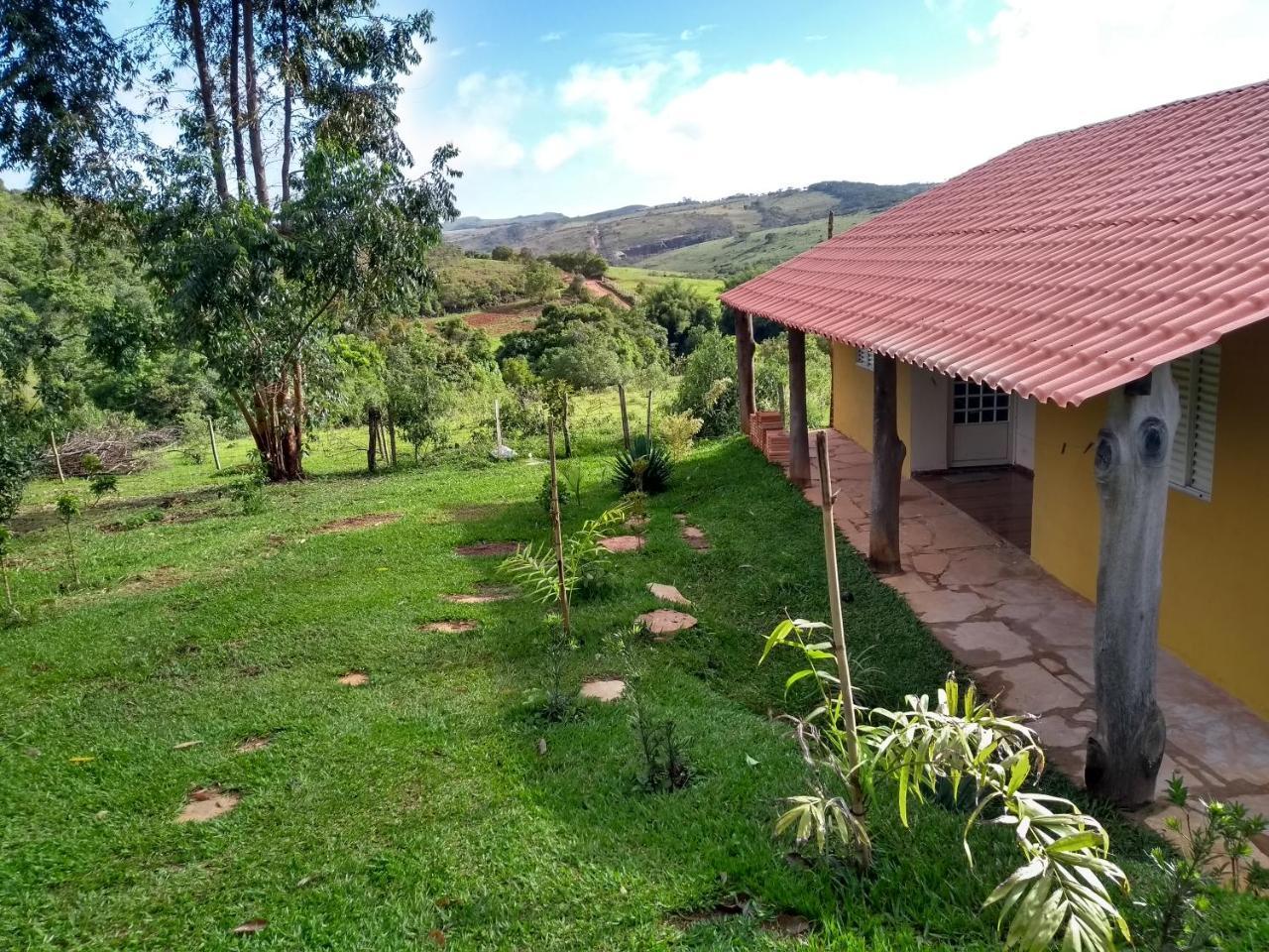 Pesqueiro E Pousada Montserrat São Tomé das Letras Exterior foto